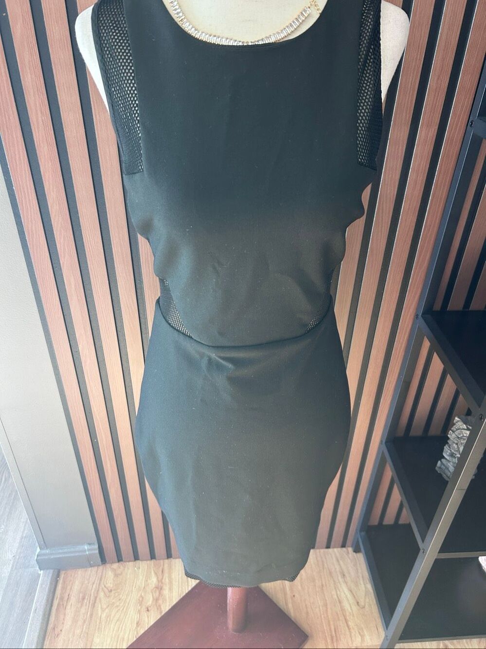 Elizabeth and James goth like sexy dress size 6 mini dress black sleeves